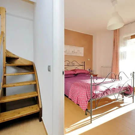 Chic Penthouse On Two Floors Lejlighed Rom